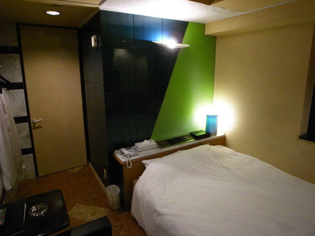 Hotel Rafaie (Adults Only) Токіо Екстер'єр фото